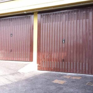 Porta basculante per garage acciaio - Fiss Firenze basculanti sezionali serrande - 011