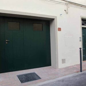 Porta basculante per garage legno - Fiss Firenze basculanti sezionali serrande