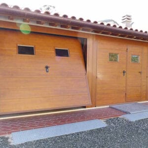 Porta basculante per garage royal finto legno - Fiss Firenze basculanti sezionali serrande