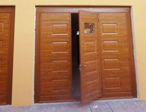 Porta basculante per garage royal finto legno - Fiss Firenze basculanti sezionali serrande