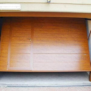 Porta basculante per garage royal finto legno - Fiss Firenze basculanti sezionali serrande
