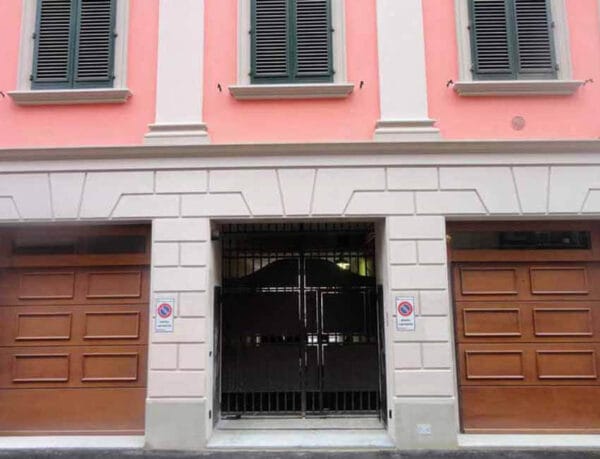 Porta sezionale legno - Fiss Firenze basculanti sezionali