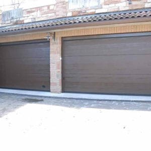 Porta sezionale liscio - Fiss Firenze basculanti sezionali serrande - 01