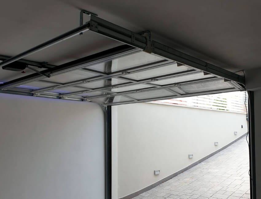 Porta sezionale Total vision - Fiss Firenze basculanti sezionali